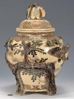Makuzu Kozan Porcelain Censer Japanese Meiji period Satsuma style relief