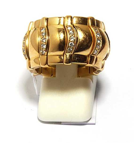 GOLD AND BRILLIANT CUT DIAMOND RING PIAGET 1992 Ros gold