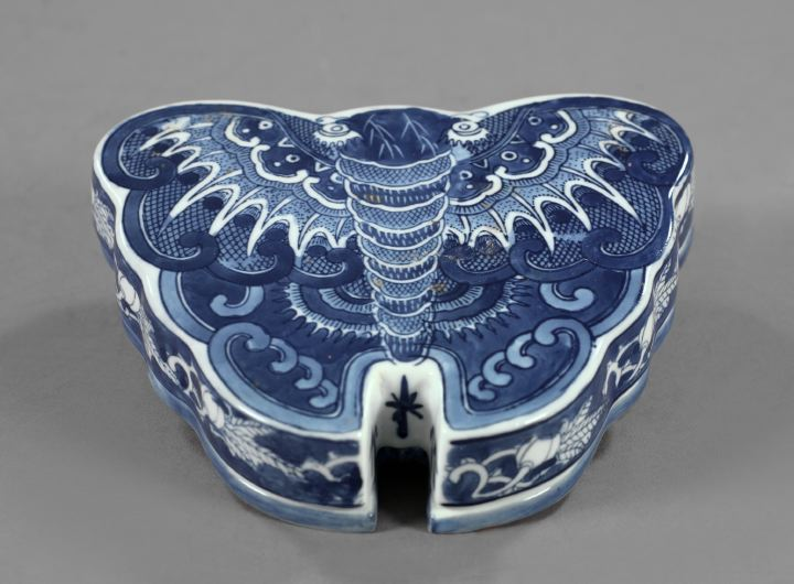 Kuang Hsu Blue and White Porcelain Sweetmeats Box first quarter