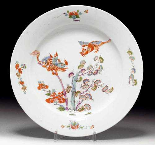 RARE PLATE WITH DRAGON MOTIF Meissen circa 1732 35 Painted