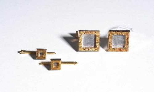 GOLD CUFF LINKS E MEISTER AND 2 SHIRT BUTTONS Yellow