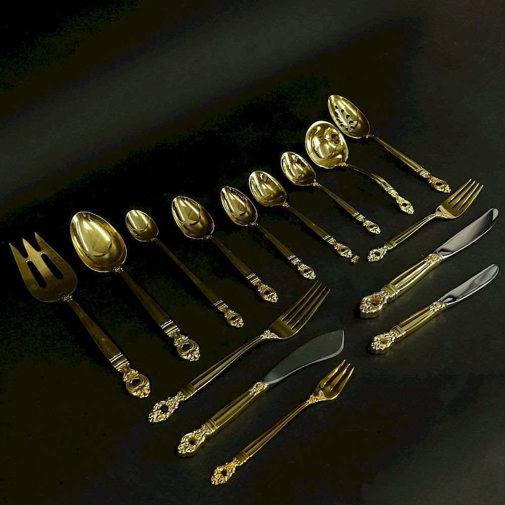 Towle Monte Cristo Flatware One Hundred Twelve 112 Pieces Towle