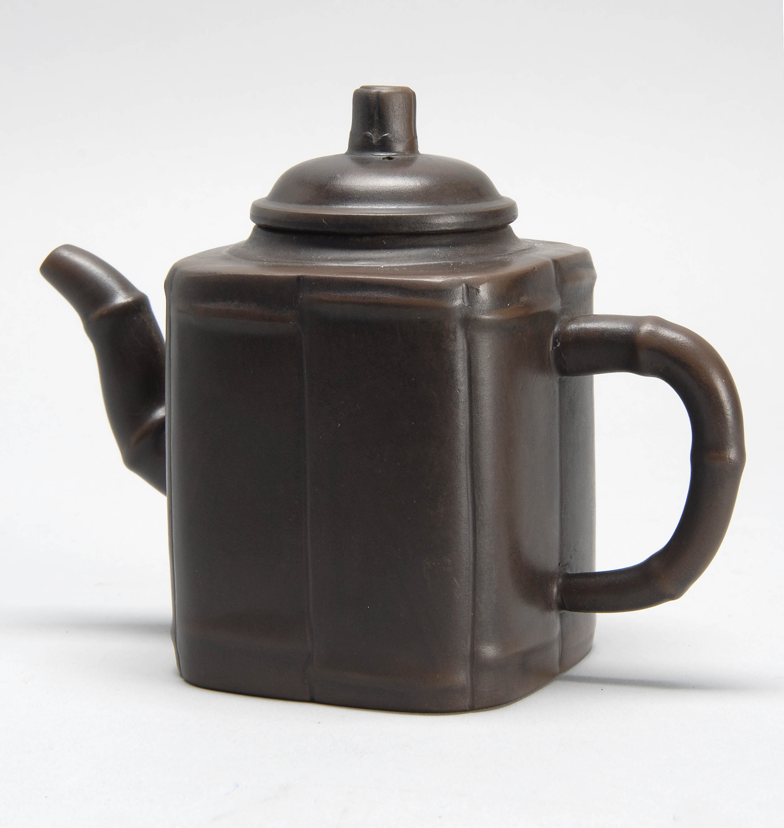 YIXING POTTERY TEAPOT 20th CenturyIn rectangular form with bamboo design