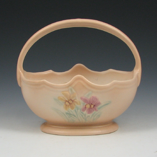Hull Iris 408 7 Basket Mint Iris basket in cream