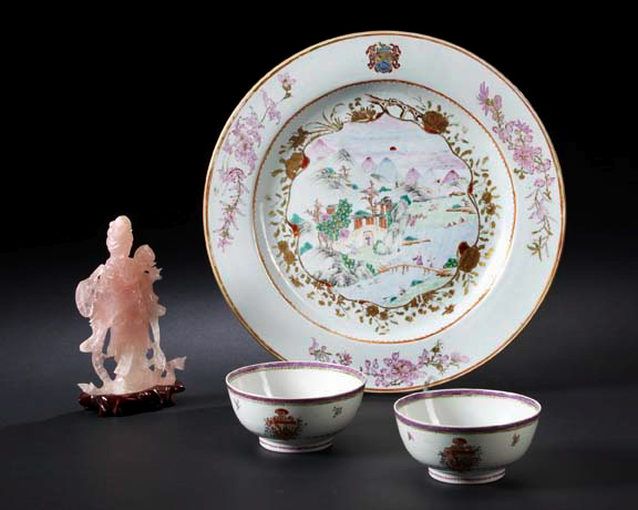 Large Chinese Export Porcelain Armorial Charger 18th century of European