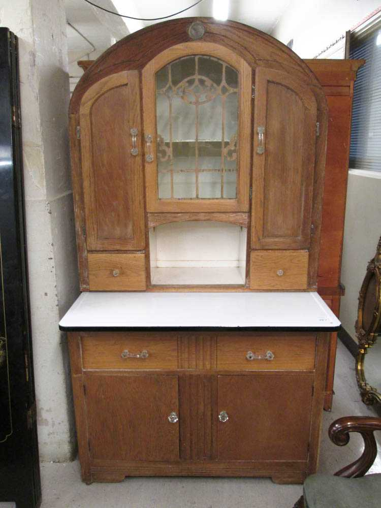 KITCHEN HOOSIER CABINET American early 20th century in two sections