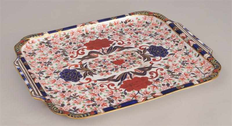 DERBY 495 PATTERN PORCELAIN RECTANGULAR TRAY With underglaze iron red
