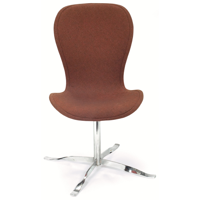 Gideon Kramer Ion chair four chromed metal legs with twist