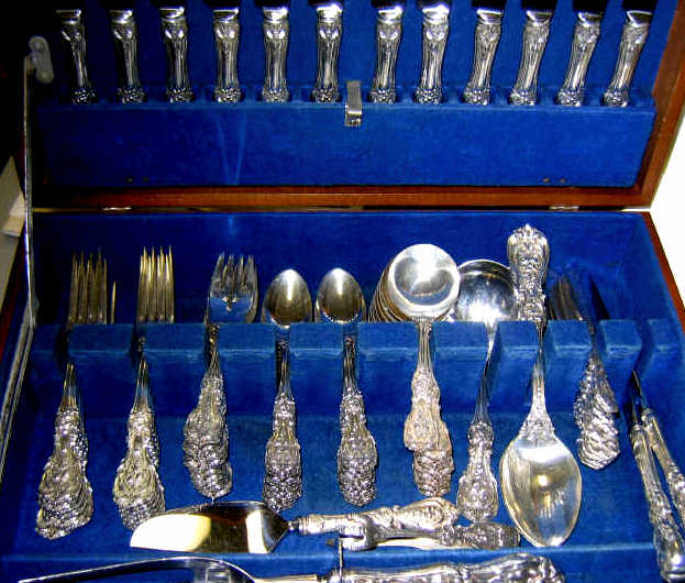 REED BARTON TAUNTON MA Sterling silver flatware service Francis I