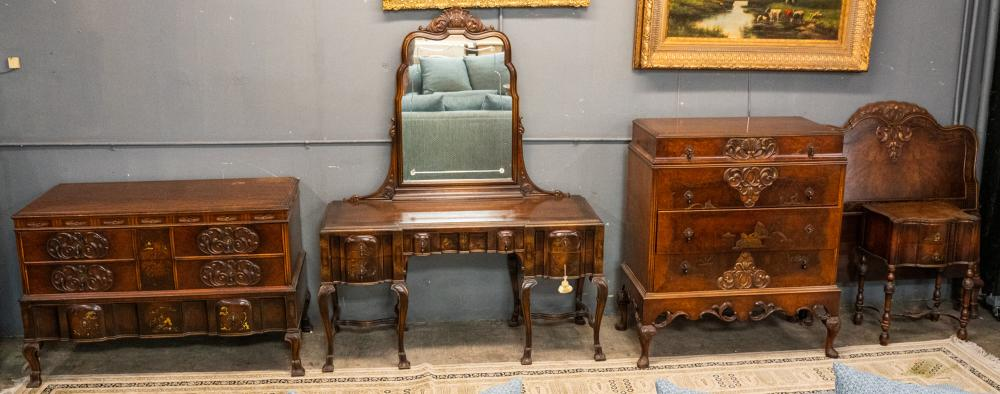 IRWIN MAHOGANY CHINOISERIE DESIGN BEDROOM SETcomprising a pair of twin