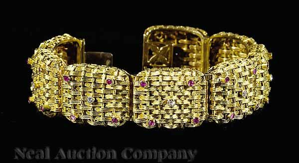 An Italian 18 kt Yellow Gold Diamond and Ruby Basketweave