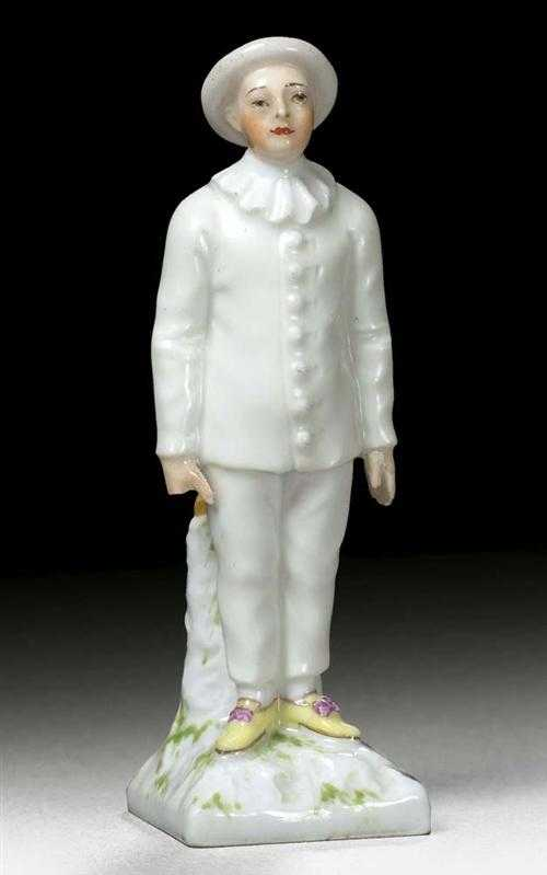 MINIATURE FIGURE OF PIERROT Berlin KPM circa 1775 Model by