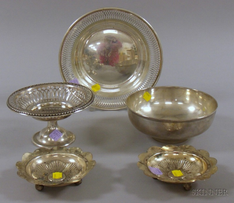 Five Assorted Sterling Dishes including a pair of Tiffany footed