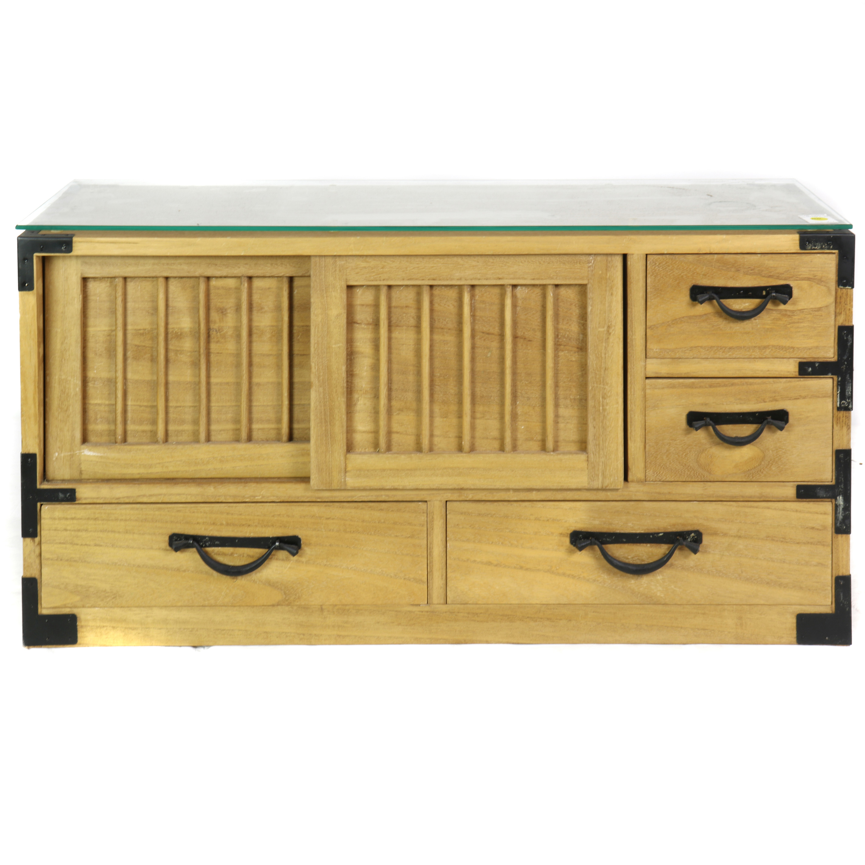 JAPANESE TANSU Japanese tansu with a fitted glass top 18