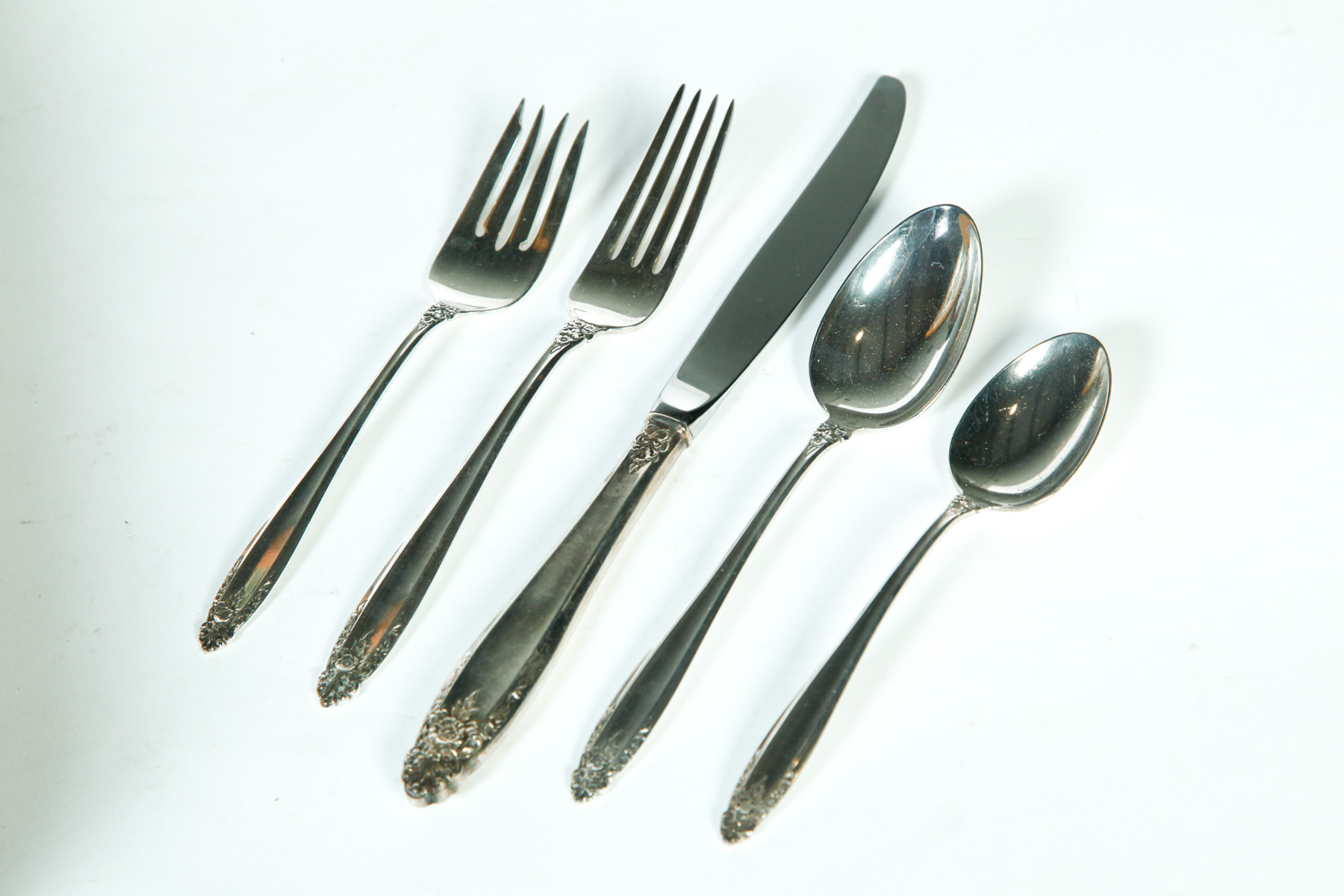 SET OF INTERNATIONAL PRELUDE PATTERN STERLING FLATWARE American 3rd quarter