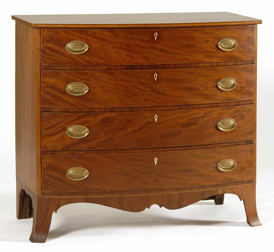 ANTIQUE AMERICAN HEPPLEWHITE BOWFRONT CHEST South Coastal Massachusetts Late 18th