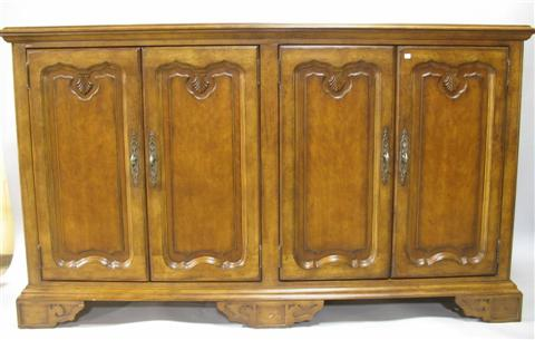CENTURY FURNITURE BURGHLEY CREDENZA 20th century from the Century Furniture