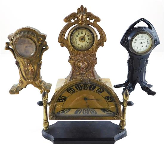 CLOCKS Four Art Deco desk clocks New Haven Clock Co