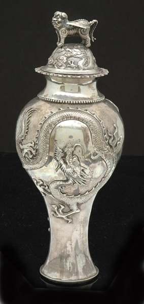 A CHINESE EXPORT SILVER VASE AND COVER Qing Dynasty Baluster