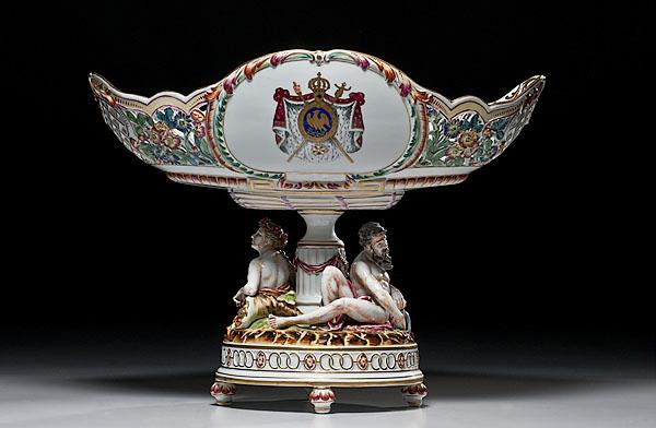 MONUMENTAL CAPO DI MONTE CENTERPIECE WITH FRENCH ROYAL ARMS Continental