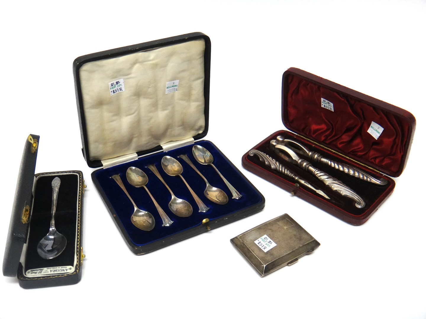 A set of six silver stylized Onslow pattern teaspoons London