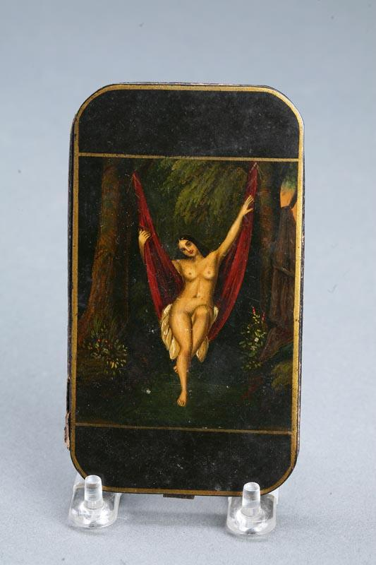 DECORATED CIGAR CASE Probably German 19th century lacquered papier mache