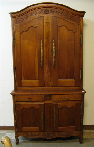 PROVINCIAL STYLE WALNUT SIDE CABINET French 20th century having a