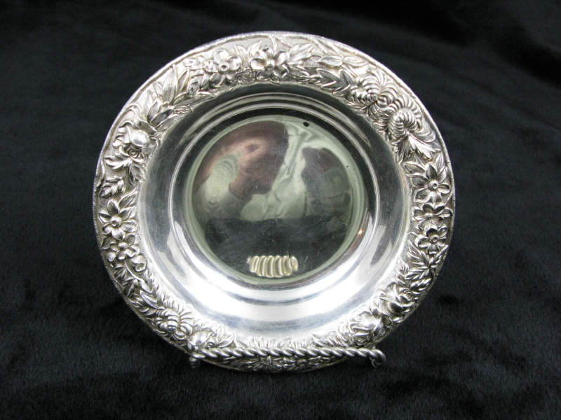 S Kirk Son Repousse Sterling Wine Coaster 5 dia 3