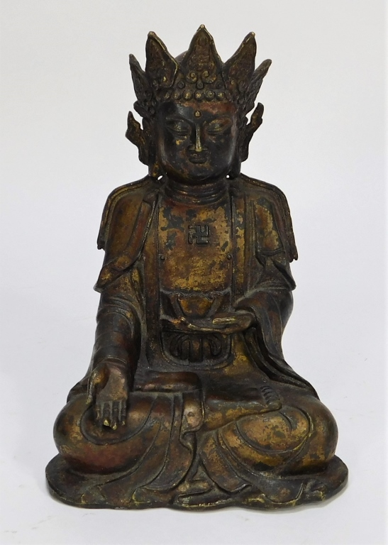 CHINESE QING DYNASTY GILT BRONZE BUDDHA STATUE China Qing DynastySeated