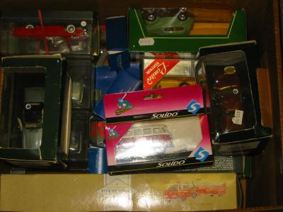 Fifteen Corgi Classics Models six small Corgi models and four