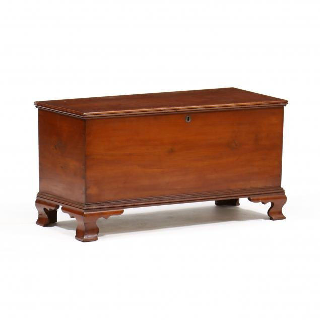 SOUTHERN DIMINUTIVE CHERRY BLANKET CHEST Early 19th century probably Virginia