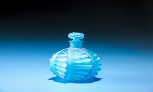 R LALIQUE Perfume bottle Camille electric blue with white patina