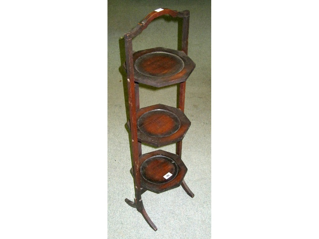 Three tier cakestand