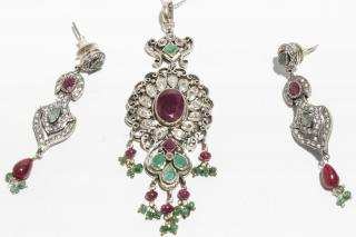 Ruby Emerald Sterling Silver Jewelry Suite Earrings and pendant possibly