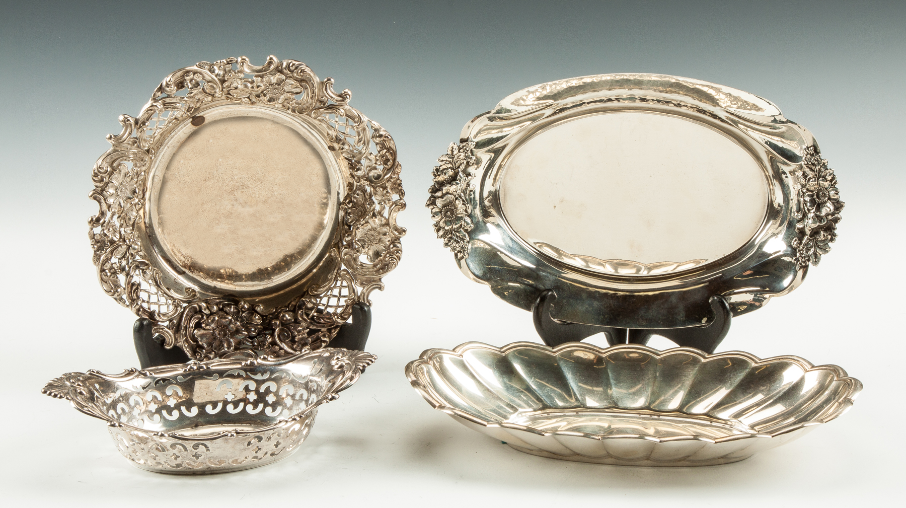 Four Sterling Silver Table Articles Bowl with reticulated repousee floral