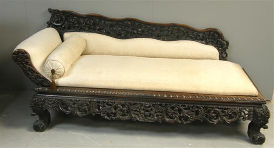 Mid 19th century Anglo Indian rosewood chaise longue the back