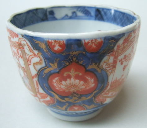 A pair of Japanese Imari bowls 19th century each of