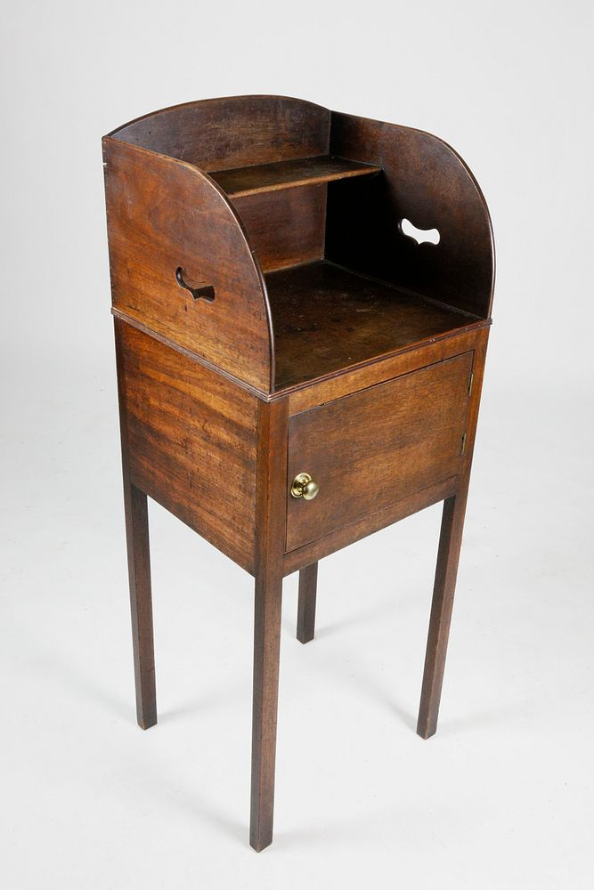 Mahogany Hepplewhite One Door Washstand Mahogany Hepplewhite One Door Washstand