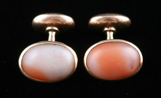 PAIR 14K YELLOW GOLD AND HARDSTONE CUFFLINKS Each cufflink bezel