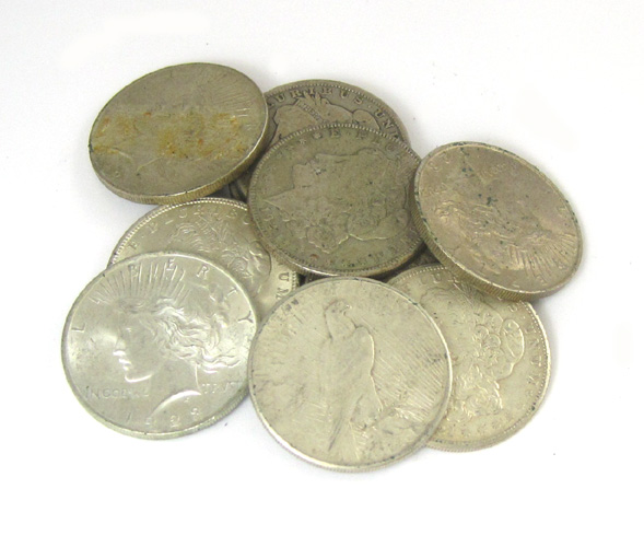 ELEVEN U S SILVER DOLLARS Morgan Peace type Morgans 1880