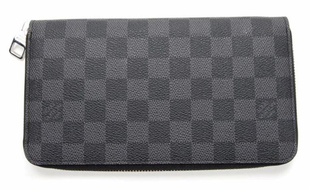 Louis Vuitton long wallet in Damier Graphite coated canvas with