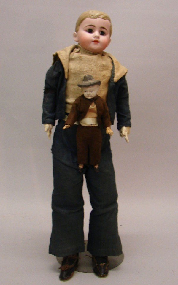 RWA Pair of dolls 21 Mark illegible American Schoolboy style