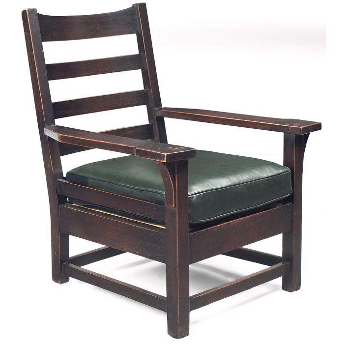 Good Gustav Stickley armchair 2590 horizontal slats at back over