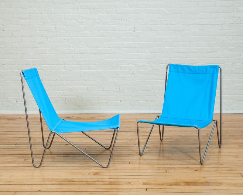 VERNER PANTON FOR FRITZ HANSEN PAIR OF BACHELOR CHAIRS Bent