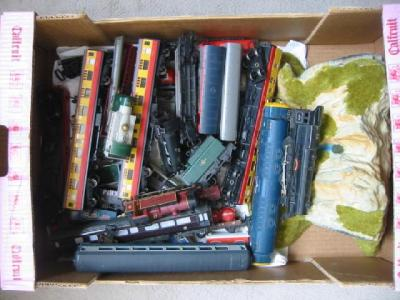 Various playworn OO trains by Hornby including a B R