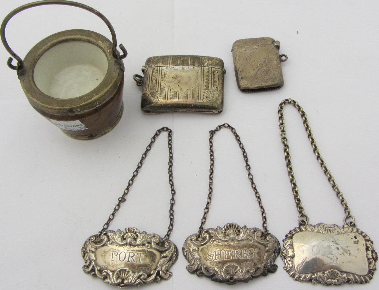 A silver rectangular vesta case with engine turned and engraved
