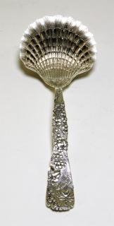 Tiffany Scallop Grape Vine Sterling Silver Spoon UNITED STATES 20TH
