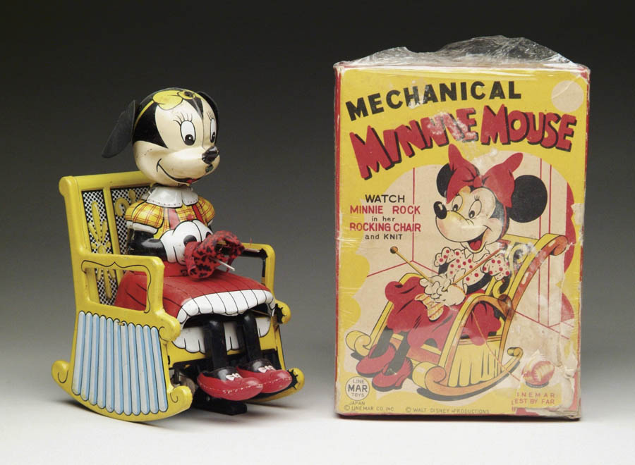 LINEMAR MINNIE MOUSE KNITTING AND ROCKER WITH THE O B