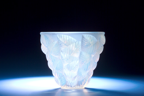 R LALIQUE Vase Moissac opalescent ca 1927 Wheel cut R