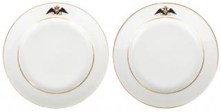 A PAIR OF RUSSIAN IMPERIAL PORCELAIN PLATES FROM THE GATCHINA
